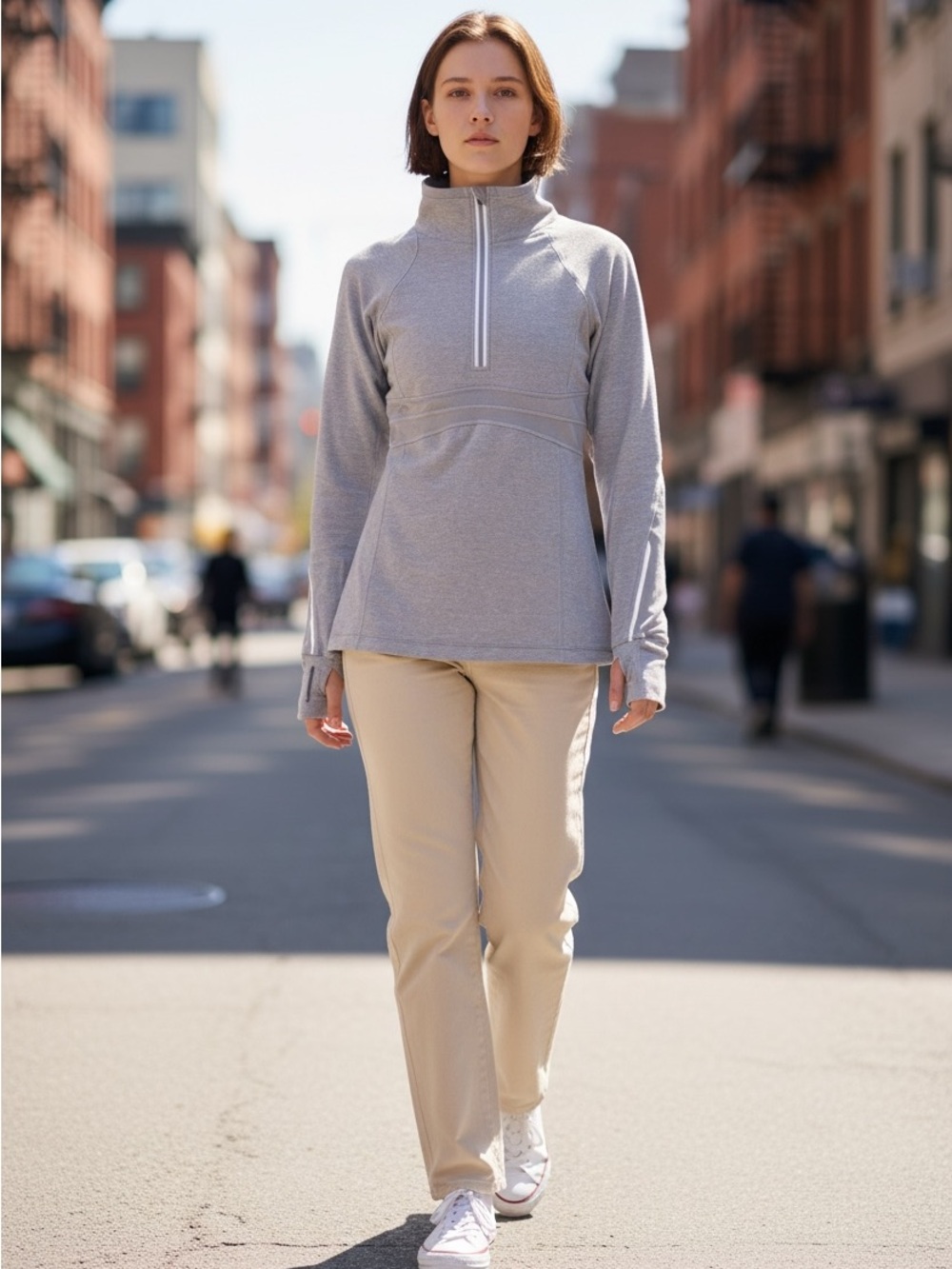 Lululemon Size 4 Gray Half Zip Pullover Fitted Waist Long Sleeve